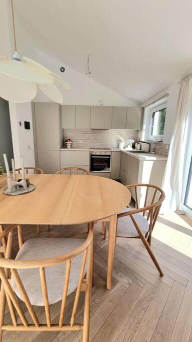 Haus Am Waldrand Und In Seenaehe เลห์นิน ภายนอก รูปภาพ